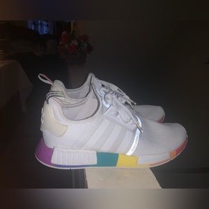 Size 11 1/2 men adidas shoes